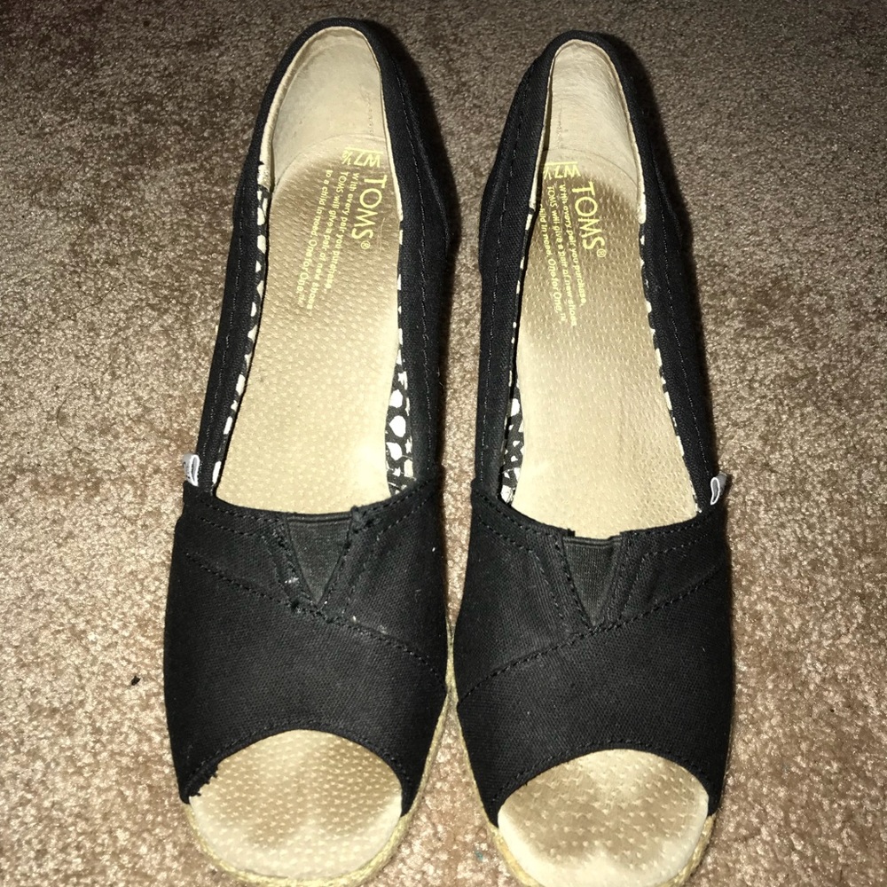 Women’s Toms Wedges